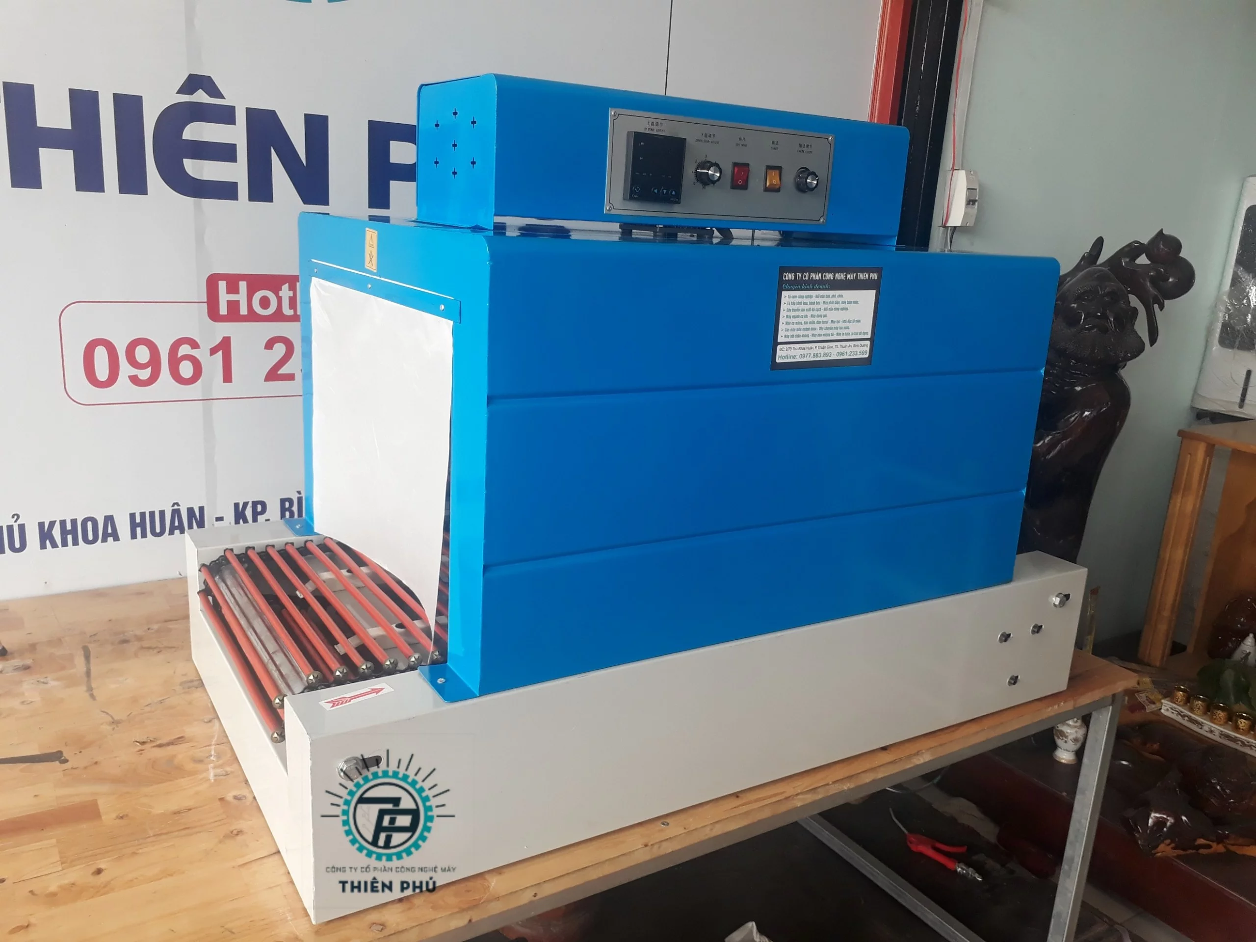 Cấu tạo và đặc điểm của máy co màng - bọc màng co bs 400x350