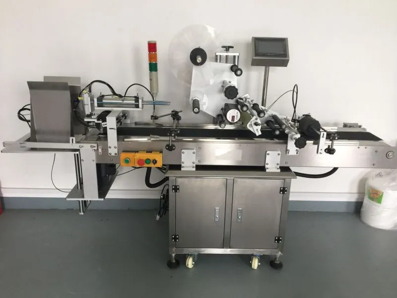 Máy dán nhãn túi tự động là lựa chọn lý tưởng cho các ngành thực phẩm, hóa chất, may mặc, in ấn và đóng gói