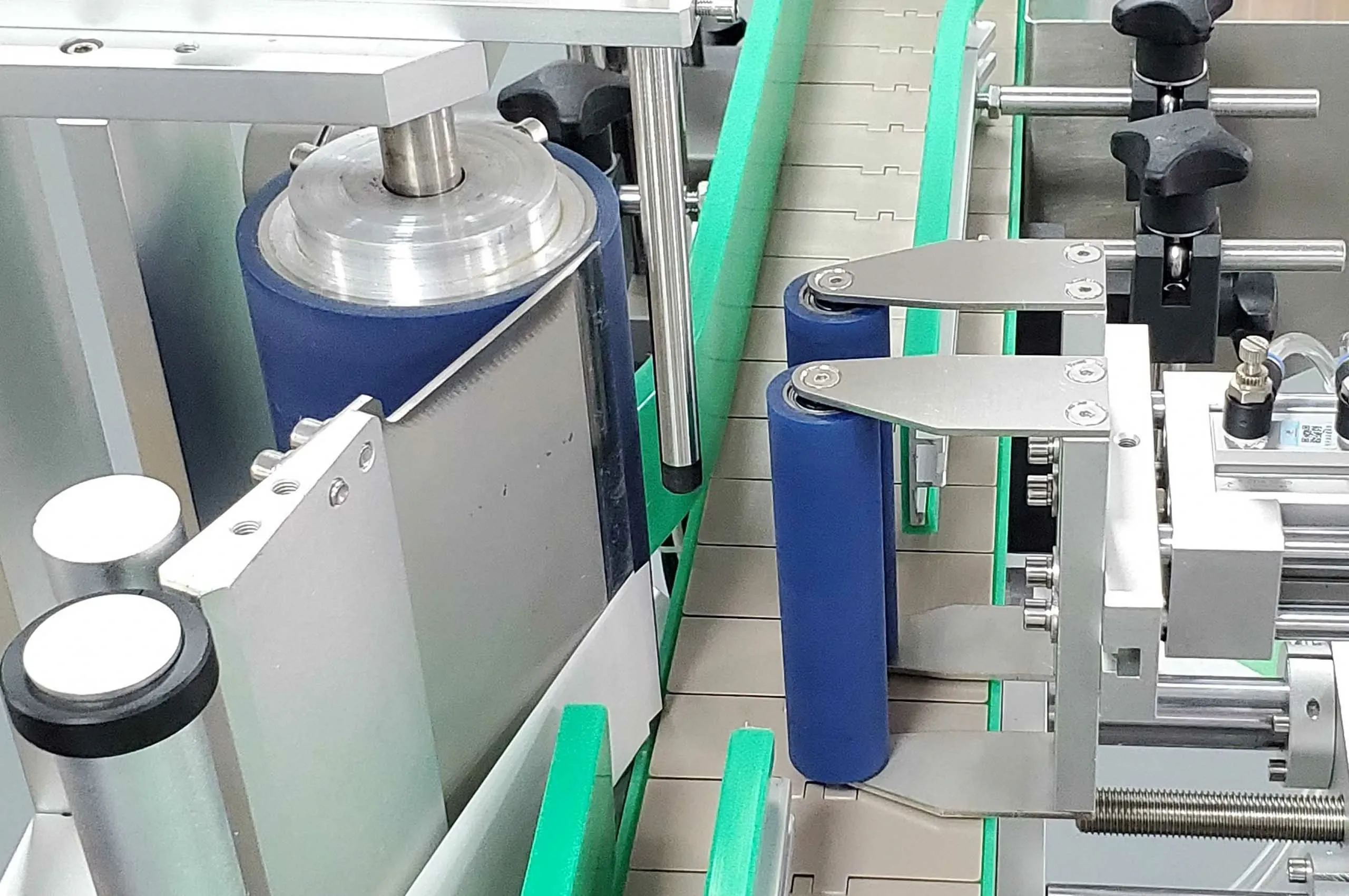 Quy Trình Vận Hành Máy Dán Nhãn & Lưu Ý Quan Trọng Khi Sử Dụng 6 quy trinh van hanh may dan nhan 02