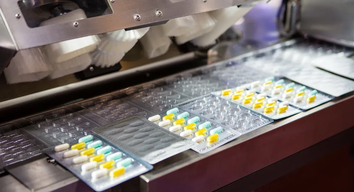 Máy Ép Vỉ Thuốc Tự Động và Bán Tự Động Là Gì?