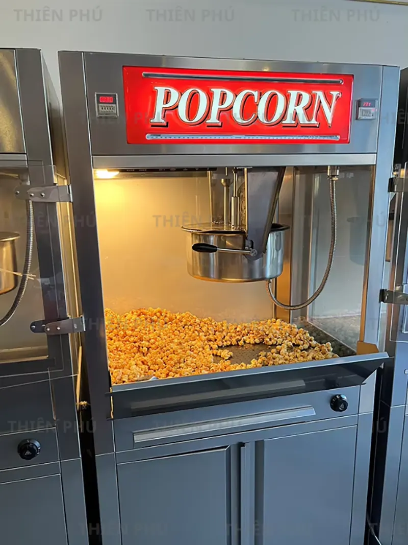 bàn giao máy làm bắp rang bơ cho công ty MEGA GS CINEMAS