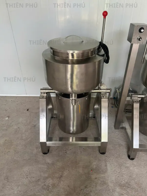 bàn giao máy xay giò chả cho công ty kiến trúc cửu long xanh