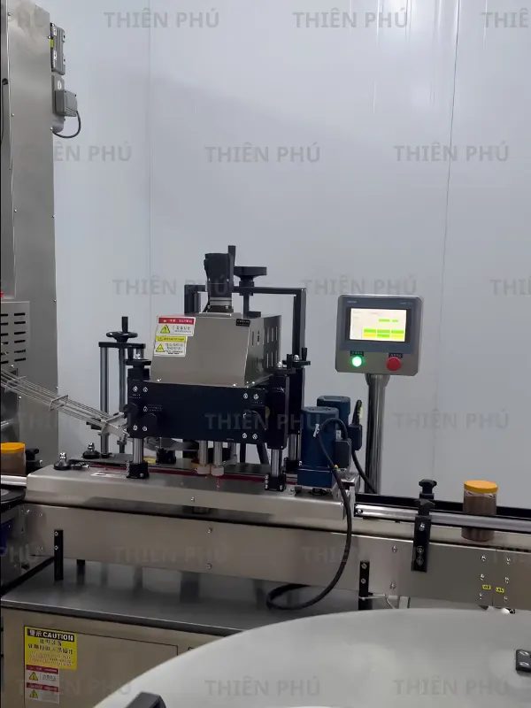 bàn giao dây chuyền chiết rót bột cà phê cho công ty HM